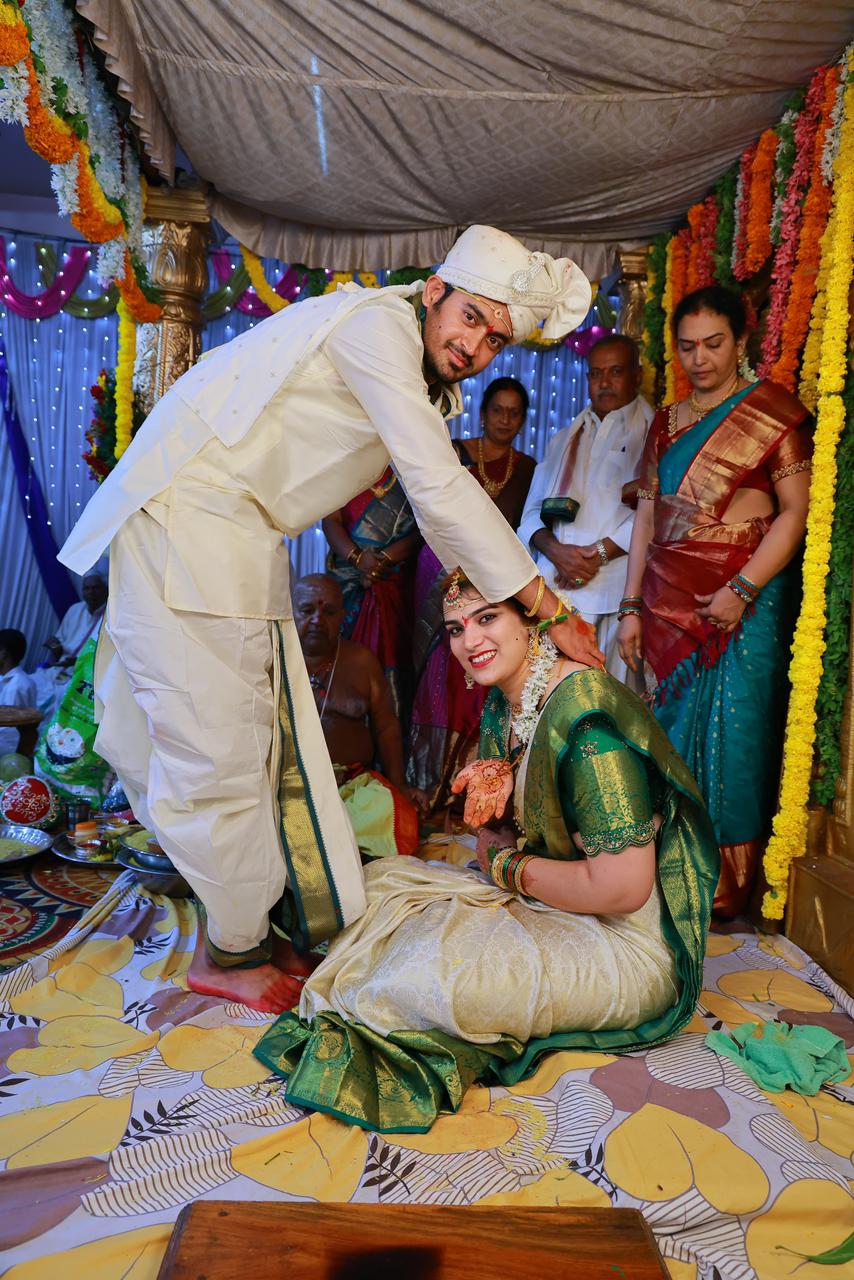 Tejawini & Karthik Wedding Couple