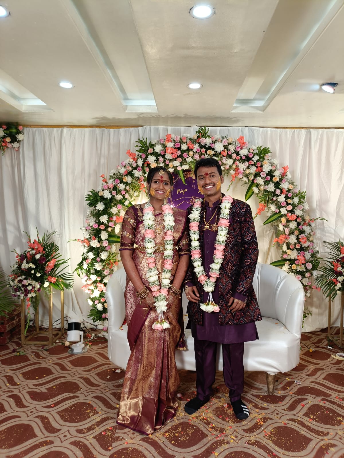 SHANMUGA PRIYA & PREAM KUMAR Wedding Couple